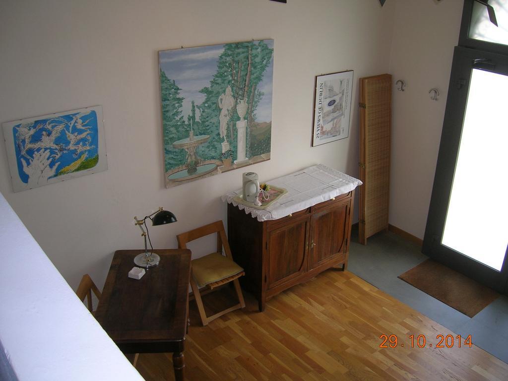Lo Studio Terranuova Bracciolini Habitación foto
